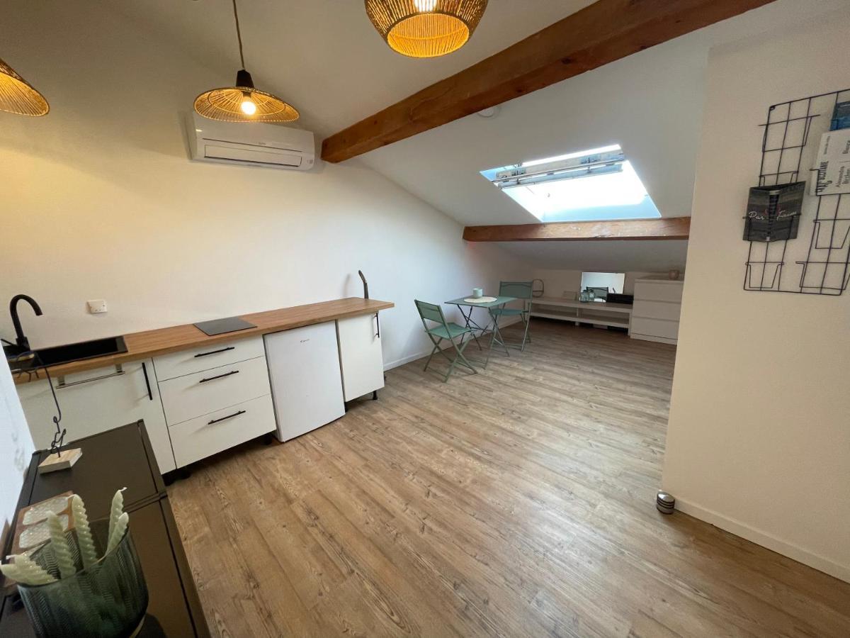 Chaleureux studio mansardé - cœur de ville de Sète Esterno foto