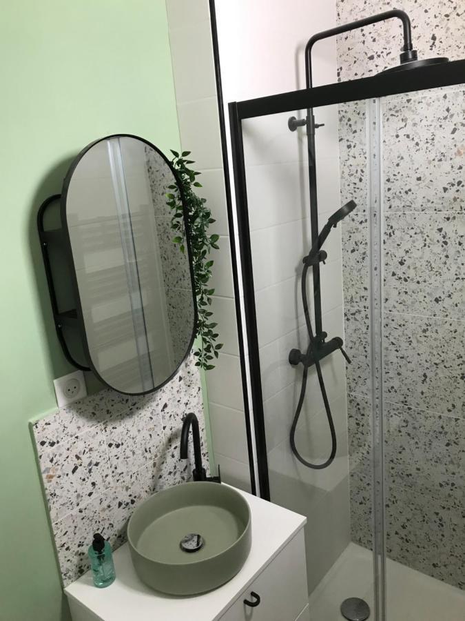 Chaleureux studio mansardé - cœur de ville de Sète Esterno foto
