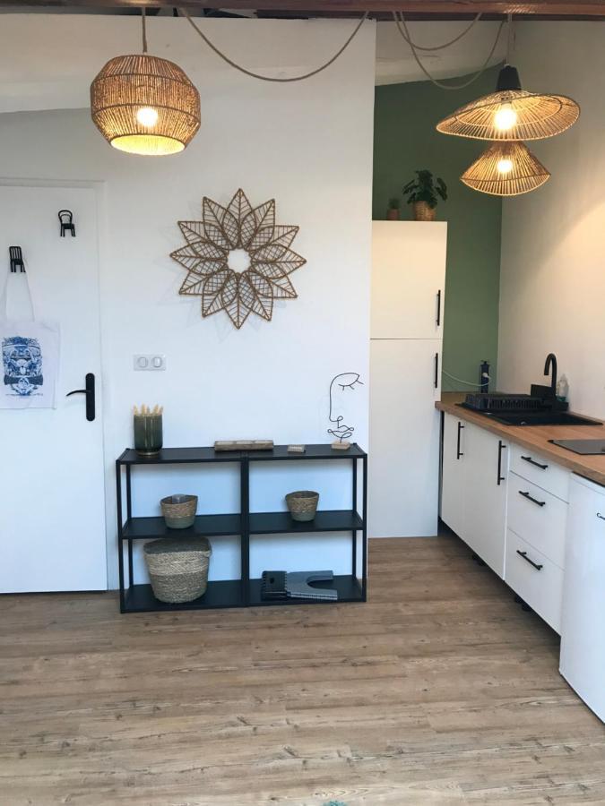 Chaleureux studio mansardé - cœur de ville de Sète Esterno foto