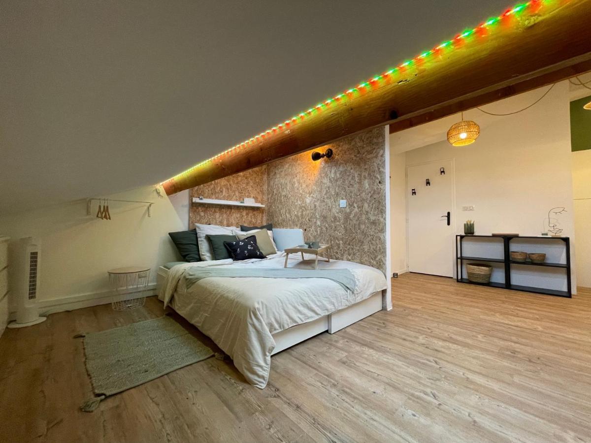 Chaleureux studio mansardé - cœur de ville de Sète Esterno foto